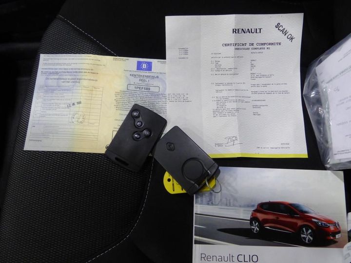 Photo 9 VIN: VF15RKJ0A55223281 - RENAULT CLIO IV 