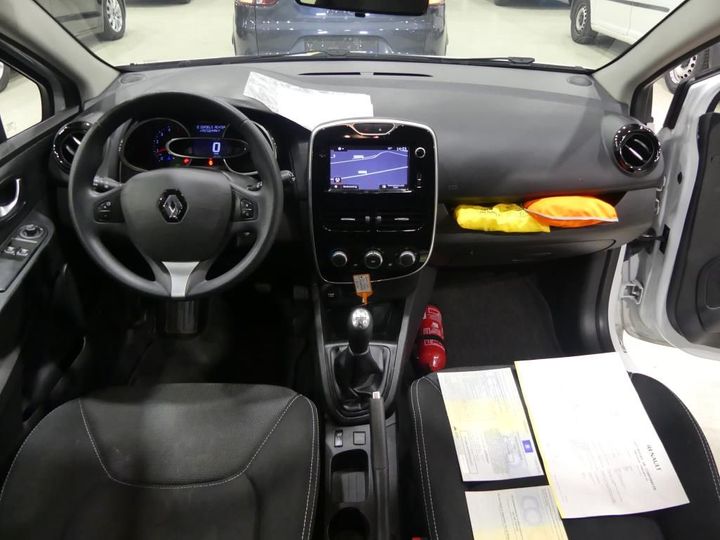 Photo 7 VIN: VF15RKJ0A55223297 - RENAULT CLIO IV 