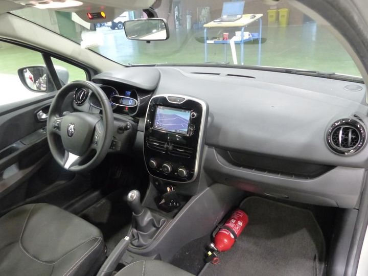 Photo 3 VIN: VF15RKJ0A55529543 - RENAULT CLIO IV 