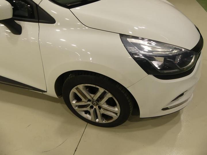 Photo 17 VIN: VF15RKJ0A56442351 - RENAULT CLIO IV 