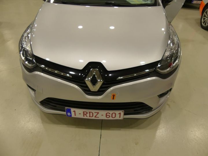 Photo 22 VIN: VF15RKJ0A56619483 - RENAULT CLIO IV 