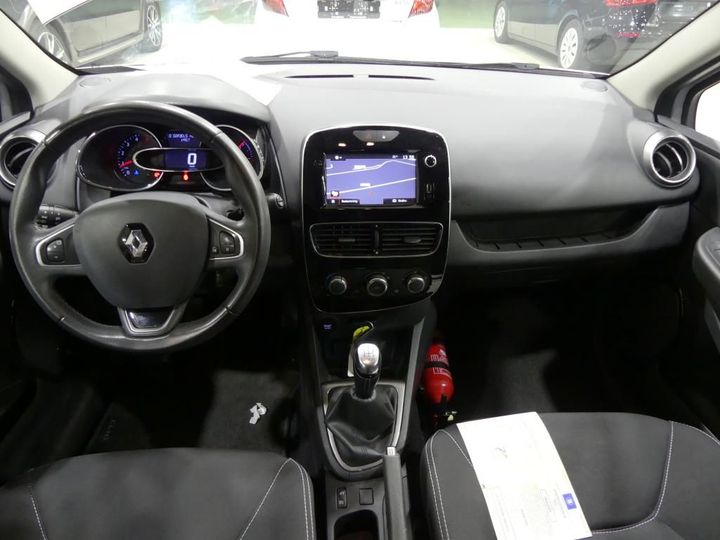 Photo 8 VIN: VF15RKJ0A56619483 - RENAULT CLIO IV 