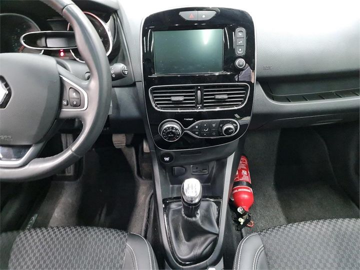 Photo 8 VIN: VF15RKJ0A57695075 - RENAULT CLIO 