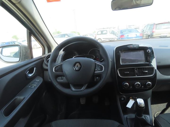 Photo 7 VIN: VF15RKJ0A58279412 - RENAULT CLIO 