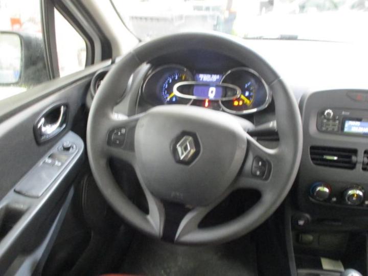 Photo 11 VIN: VF15RU40H52275613 - RENAULT CLIO 5P SOCIETE (2 SEATS) 