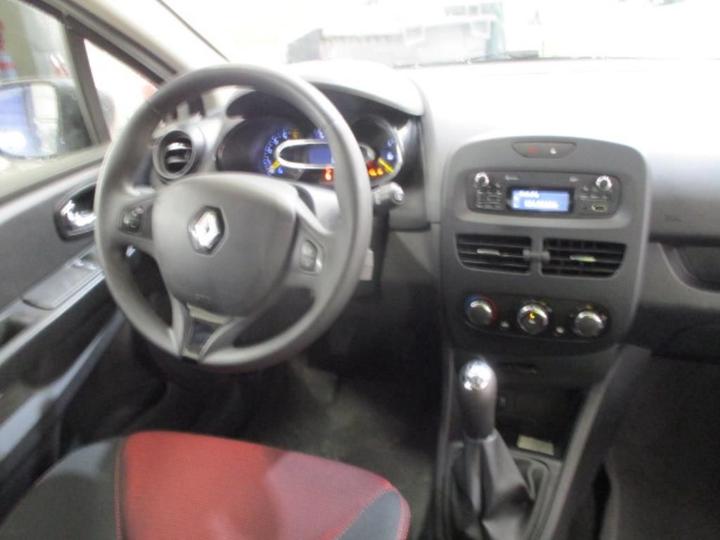 Photo 8 VIN: VF15RU40H52275613 - RENAULT CLIO 5P SOCIETE (2 SEATS) 