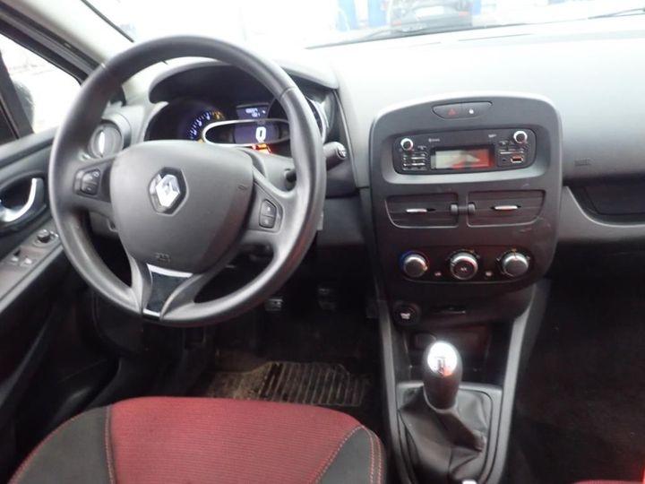 Photo 6 VIN: VF15RU40H52949902 - RENAULT CLIO 5P SOCIETE (2 SEATS) 