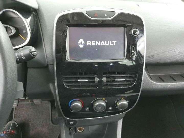 Photo 9 VIN: VF17R0J0A54152134 - RENAULT CLIO 