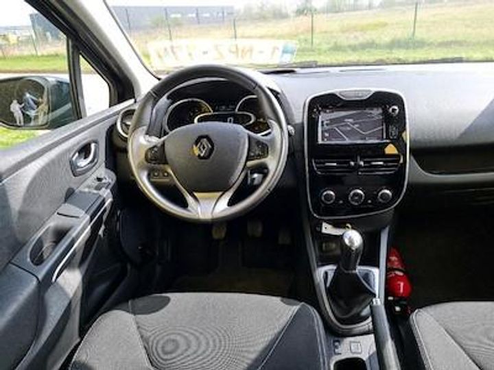 Photo 9 VIN: VF17RBF0A54380055 - RENAULT CLIO GRANDTOUR IV DIESEL 