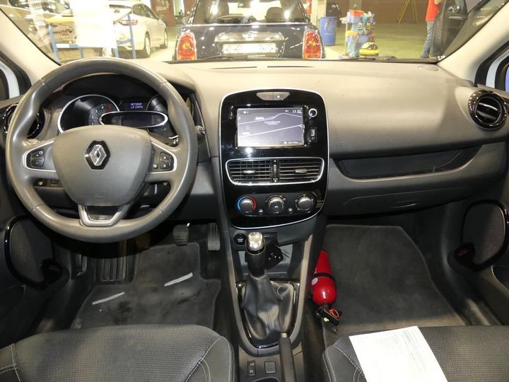 Photo 8 VIN: VF17RBF0A58208841 - RENAULT CLIO GRANDTOUR 