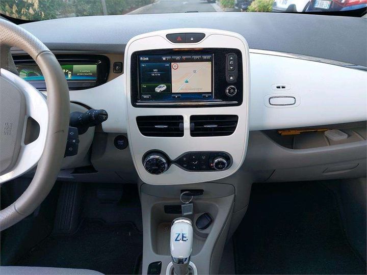 Photo 11 VIN: VF1AGVYB056398811 - RENAULT ZOE 