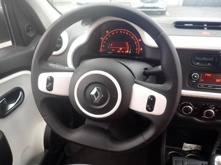 Photo 9 VIN: VF1AHB10554507714 - RENAULT TWINGO 