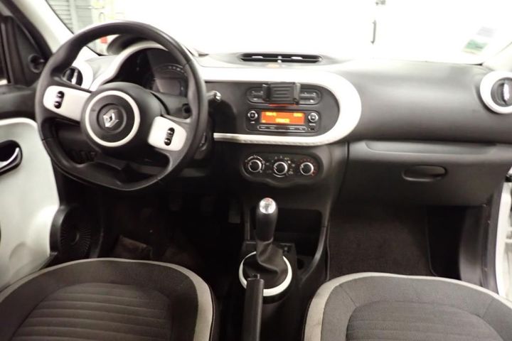 Photo 6 VIN: VF1AHB10555465816 - RENAULT TWINGO 