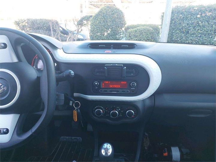 Photo 11 VIN: VF1AHB10555465866 - RENAULT TWINGO 