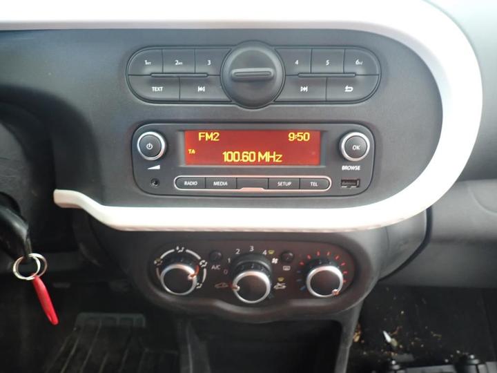 Photo 8 VIN: VF1AHB40D56397645 - RENAULT TWINGO 5P 