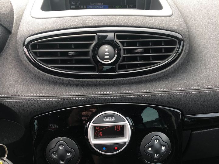 Photo 7 VIN: VF1BR2HDH47090300 - RENAULT CLIO 