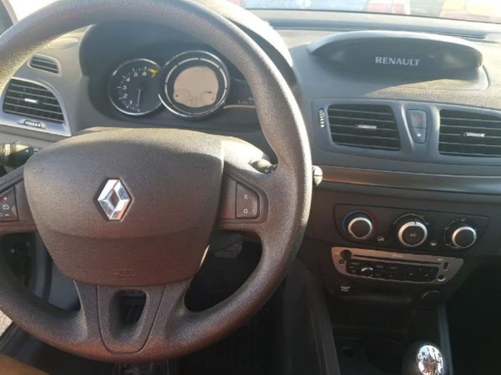 Photo 17 VIN: VF1BZ0Z0H53530823 - RENAULT MEGANE 