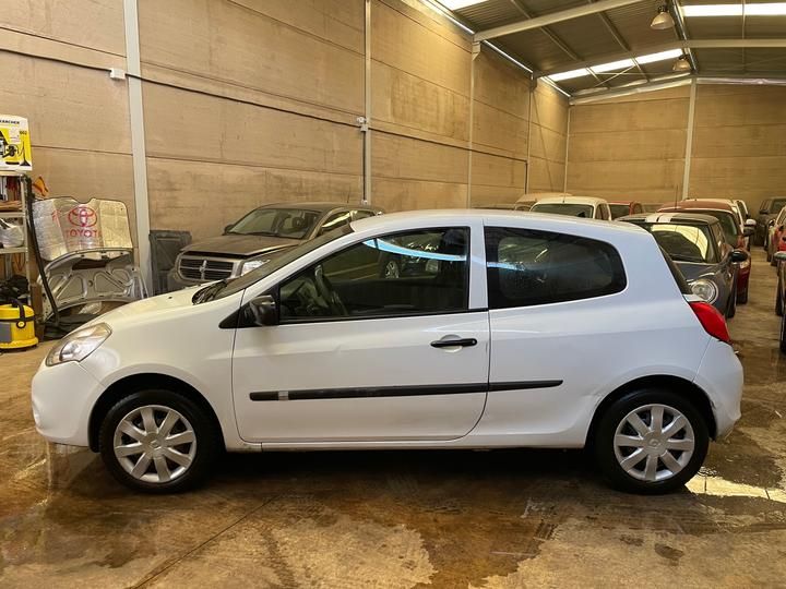 Photo 2 VIN: VF1CR1G0H42774172 - RENAULT CLIO CITY CAR 