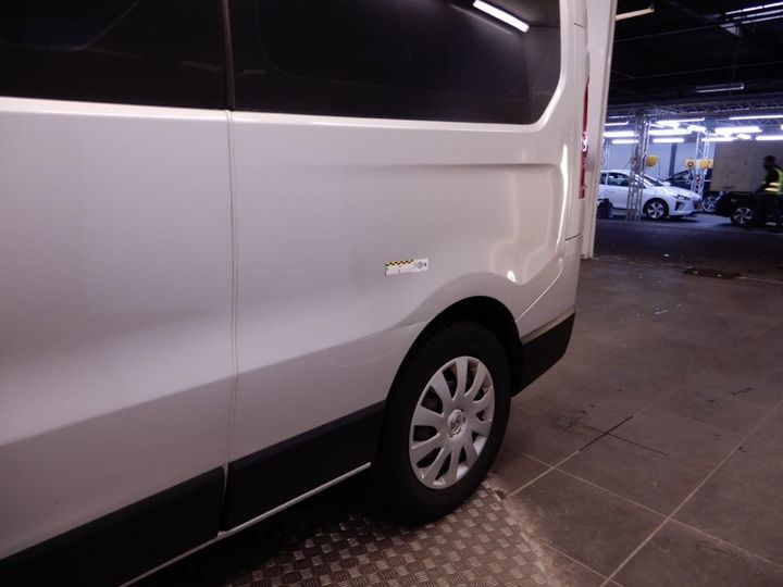 Photo 28 VIN: VF1JL000053756881 - RENAULT TRAFIC PASSENGER 