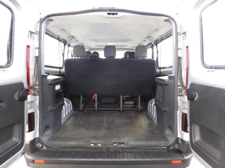 Photo 8 VIN: VF1JL000053800085 - RENAULT TRAFIC PASSENGER 