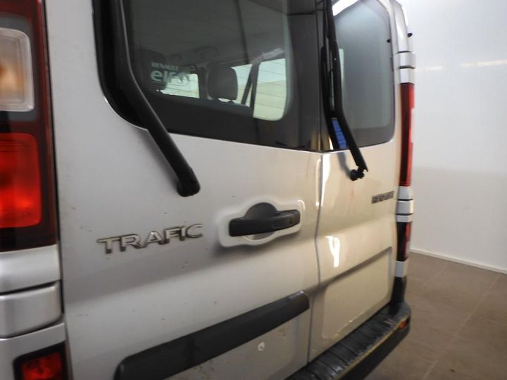 Photo 19 VIN: VF1JL000056513361 - RENAULT TRAFIC PASSENGER 