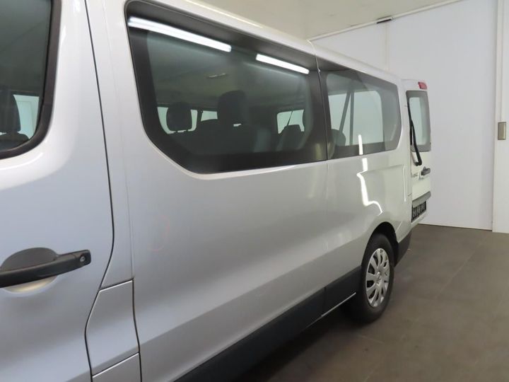 Photo 17 VIN: VF1JL000056513392 - RENAULT TRAFIC PASSENGER 