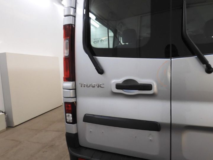 Photo 14 VIN: VF1JL000256513443 - RENAULT TRAFIC PASSENGER 