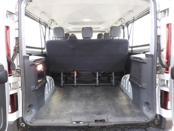 Photo 8 VIN: VF1JL000353800078 - RENAULT TRAFIC PASSENGER 