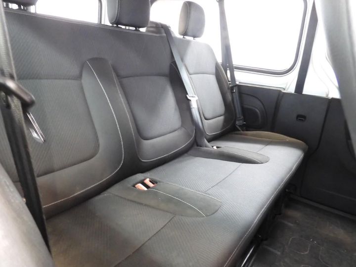 Photo 30 VIN: VF1JL000356440177 - RENAULT TRAFIC PASSENGER 