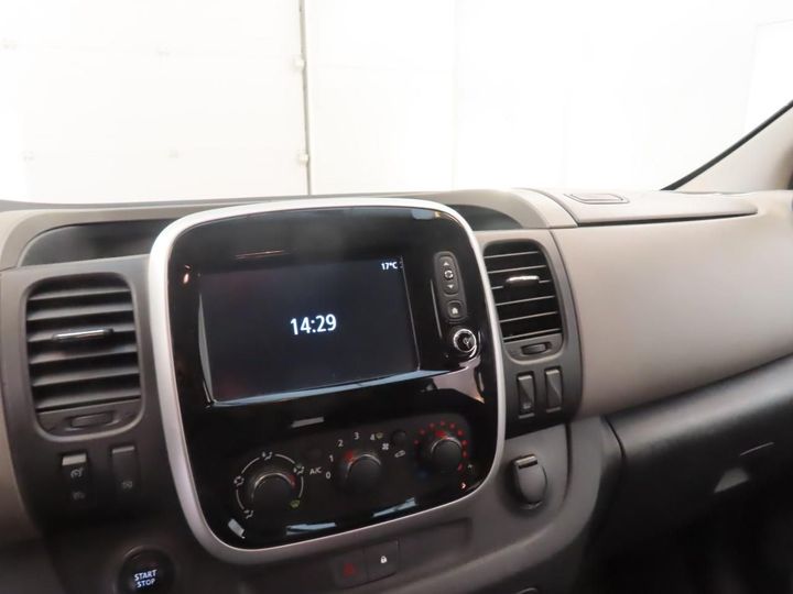 Photo 17 VIN: VF1JL000356513418 - RENAULT TRAFIC PASSENGER 