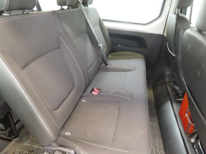 Photo 21 VIN: VF1JL000356513418 - RENAULT TRAFIC PASSENGER 