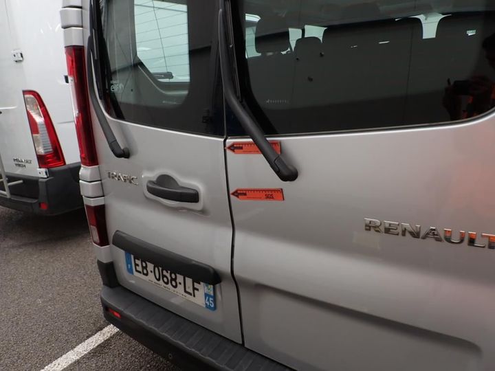 Photo 30 VIN: VF1JL000454958648 - RENAULT TRAFIC COMBI 