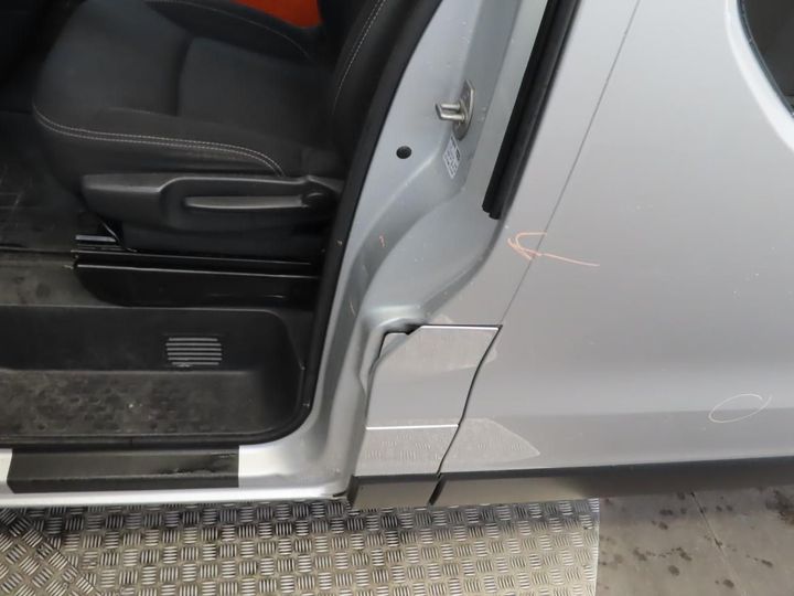 Photo 22 VIN: VF1JL000553708745 - RENAULT TRAFIC PASSENGER 