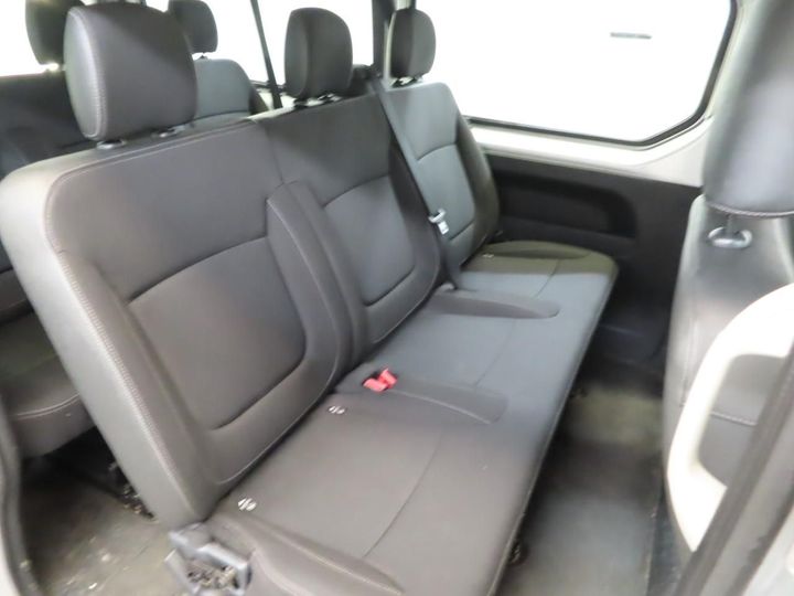 Photo 6 VIN: VF1JL000553708745 - RENAULT TRAFIC PASSENGER 