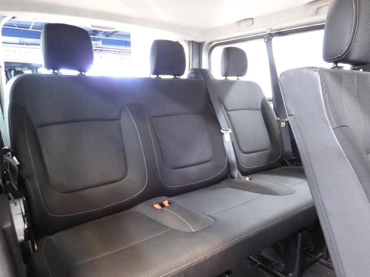 Photo 5 VIN: VF1JL000553800082 - RENAULT TRAFIC PASSENGER 