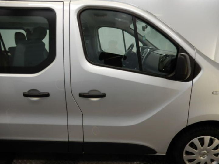 Photo 25 VIN: VF1JL000756440179 - RENAULT TRAFIC PASSENGER 