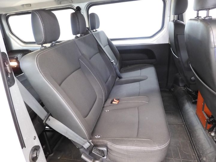 Photo 8 VIN: VF1JL000X53708739 - RENAULT TRAFIC PASSENGER 