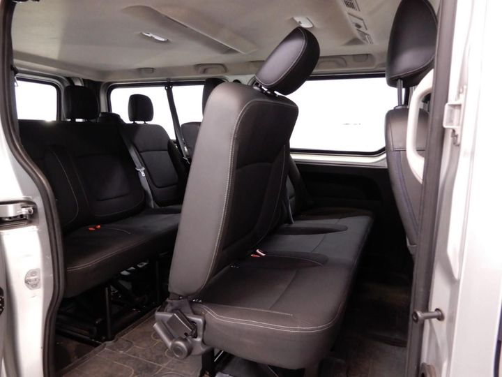 Photo 6 VIN: VF1JL000X56513349 - RENAULT TRAFIC PASSENGER 