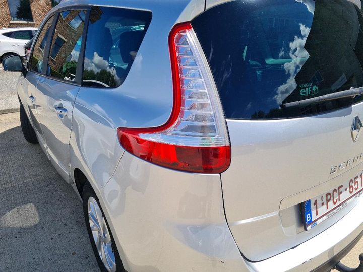 Photo 30 VIN: VF1JZ89AH55325806 - RENAULT SCENIC 