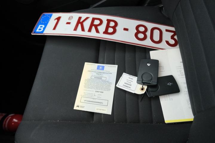 Photo 4 VIN: VF1KZS00E53020094 - RENAULT MGANE GT 