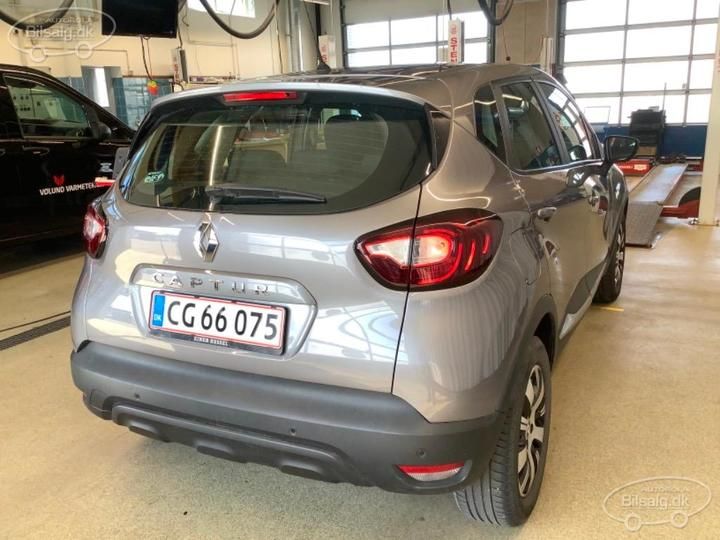 Photo 17 VIN: VF1R8700062027834 - RENAULT CAPTUR SUV 