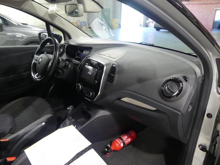 Photo 2 VIN: VF1R8700062739339 - RENAULT CAPTUR 