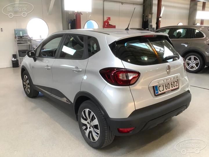 Photo 17 VIN: VF1R8700162705085 - RENAULT CAPTUR SUV 