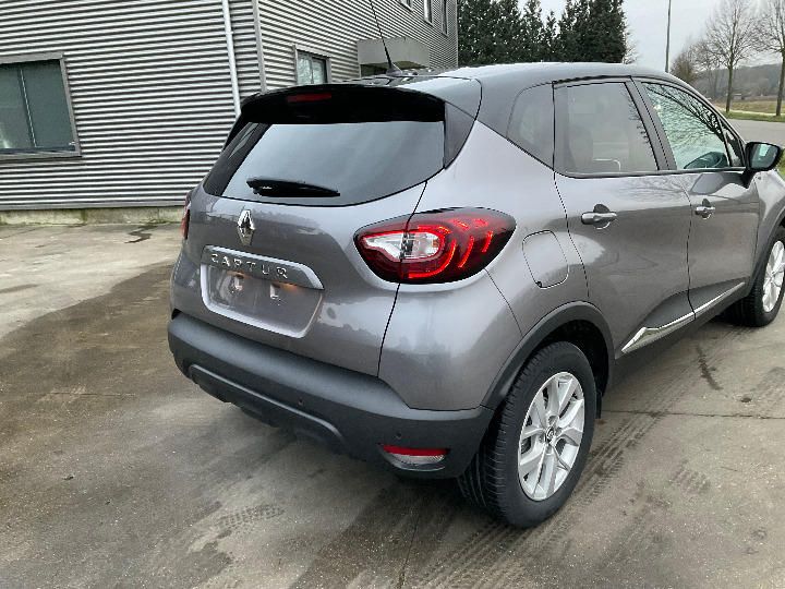 Photo 31 VIN: VF1R8700163200027 - RENAULT CAPTUR SUV 