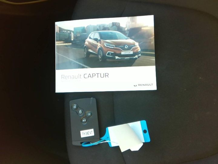 Photo 8 VIN: VF1R8700363477343 - RENAULT CAPTUR 