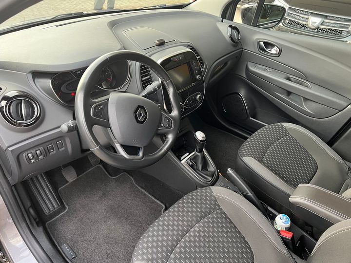 Photo 5 VIN: VF1R8700462979557 - RENAULT CAPTUR 