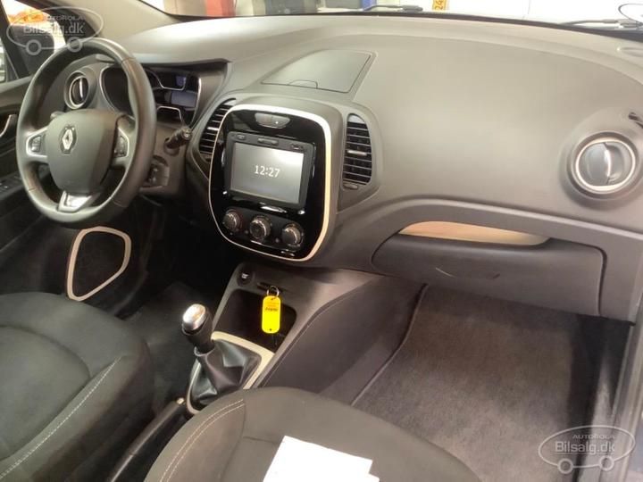 Photo 5 VIN: VF1R8700561369432 - RENAULT CAPTUR SUV 