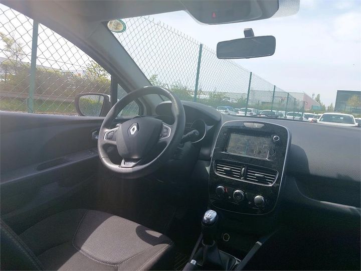 Photo 5 VIN: VF1R9800462223780 - RENAULT CLIO SOCIETE 