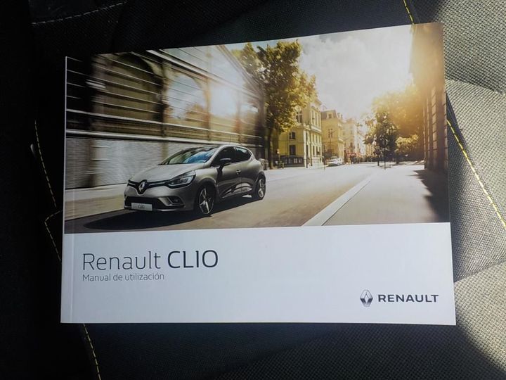 Photo 9 VIN: VF1R9800463220971 - RENAULT CLIO 