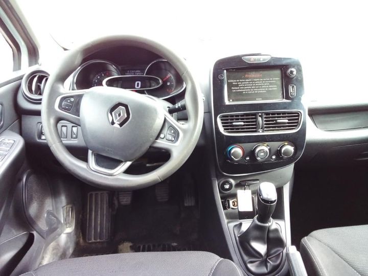 Photo 9 VIN: VF1R9800562054207 - RENAULT CLIO 